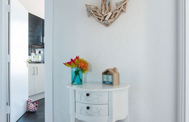 Ar Lan Y Mor Seaside Apartment - Photo 7