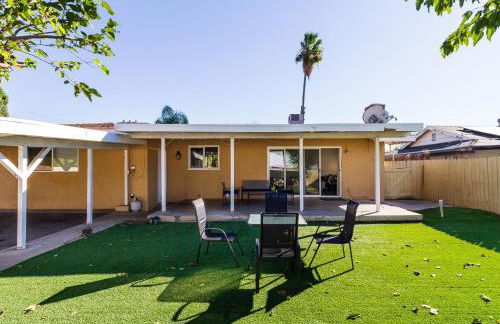 5 Bedroom Charmer in Granada Hills - Foto 33