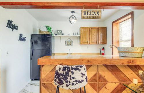 Waterfront Dandridge Cabin, 24 Mi to Pigeon Forge! - Photo 21