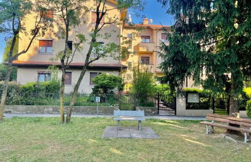 Grazioso appartamento in residence a due passi dal parco di Monza con posto auto - Photo 1