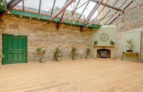 Hodroyd Hall - Foto 8