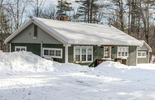 Mount Pine Winter Retreat Near the Green Mtns! - Photo 24