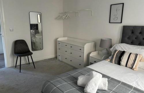 Exquisite Long-Term Living in Cardiff's Heart - Foto 14