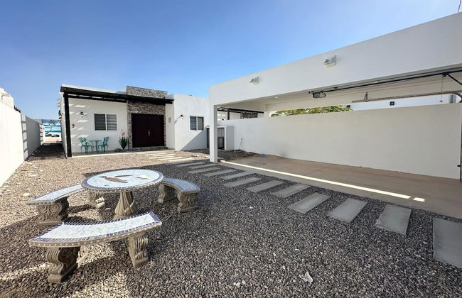 Modern 3BR Family Escape - Foto 41