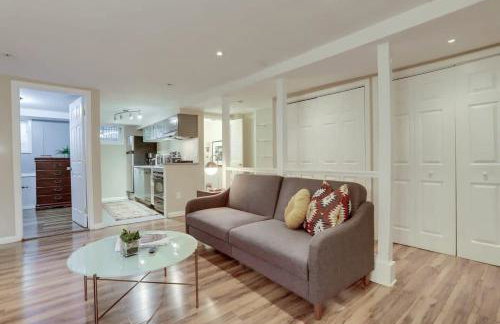 Beautiful 2 Bedroom across from The House of Representatives - Foto 1