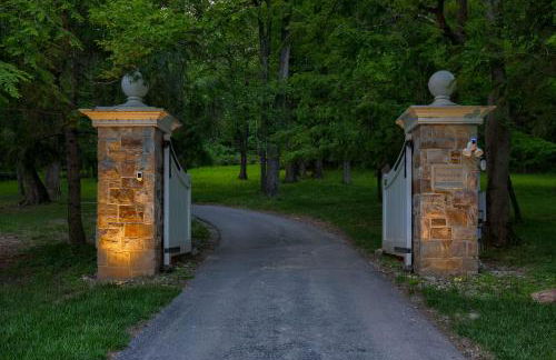 Pool Cottage at Roundtop Estate couples oasis - Foto 11