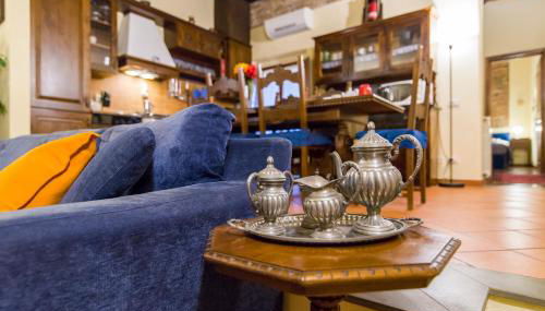 GuestHost - Florence Ariento Romantic Apartment - Foto 1