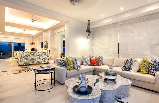 YOLO Spaces – The White House Boutique Villa - Foto 30