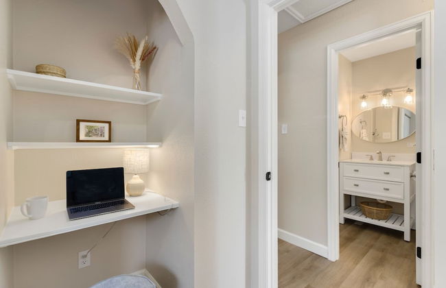 Downtown Windsor Home With Hot Tub & Pool Table - Foto 34