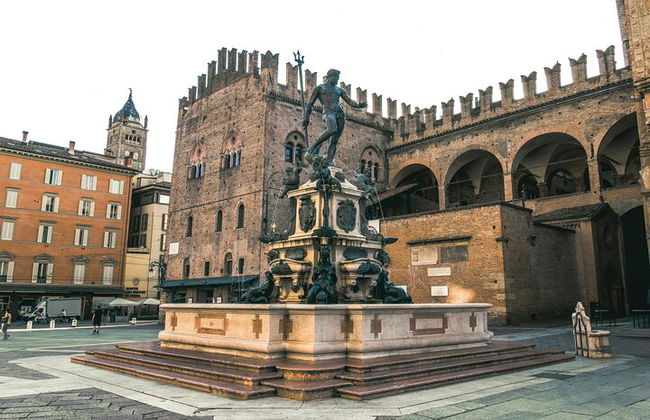 Transfert privé de l'aéroport de Bologne à la ville de Bologne - Photo 3