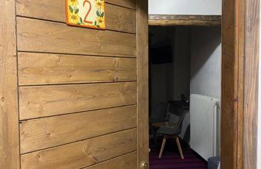 1924 Studios 2 - Photo 4