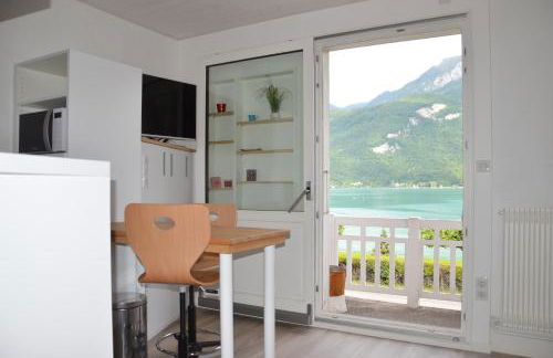 Le Coin des Cygnes, appartement face au lac d'Annecy avec plage privée - Foto 14
