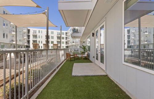 Modern 2BR Poolside Patio Suite in North Austin - Foto 37