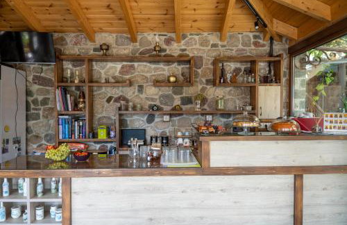 Liontos Rooms - Photo 30