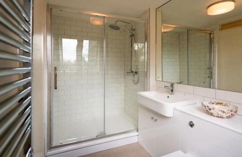 Deepwell Granary is a lovely thatched barn with attached meadow woodland - Foto 24