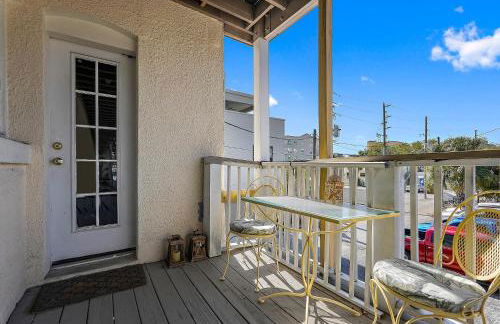 RETRO RETREAT in DTSP - Explore the downtown area - Foto 23