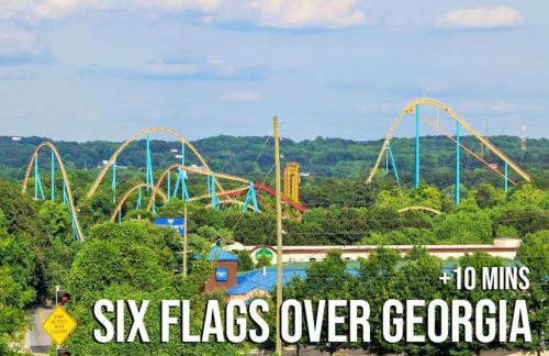 Retro Cumberland 2-Story Hangout near Six Flags - Foto 3