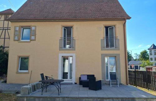 Erdgeschoss 75 m2 Großer Parkplatz WLAN Terrasse 30 m2 Übernachtung Unterkunft - Foto 5