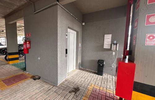 Apartamento na praia, 2 quartos e área de lazer - Foto 34