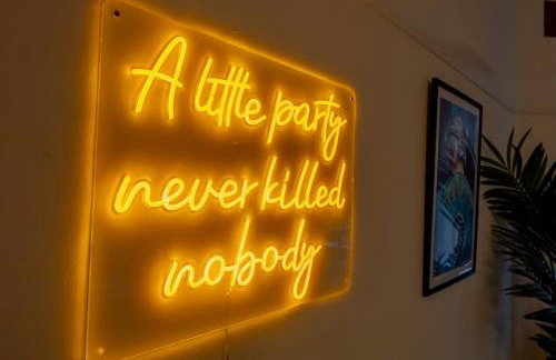 The GreyStoke Mansion With Private Grounds - Foto 18