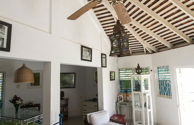 Yellow Canary Beach Villa - Photo 21