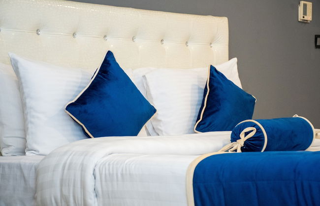 Centaurus Suites - Photo 7