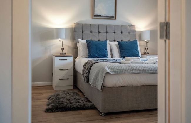 Bright&Spacious 3BD in Centre of Bourton - Photo 4