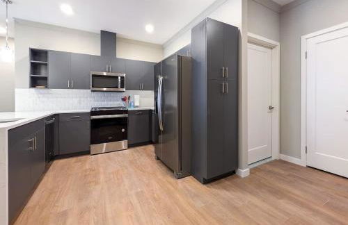 222 Brand New 2 Bedroom 1 KIT 2 BATH 1 Living - Foto 11