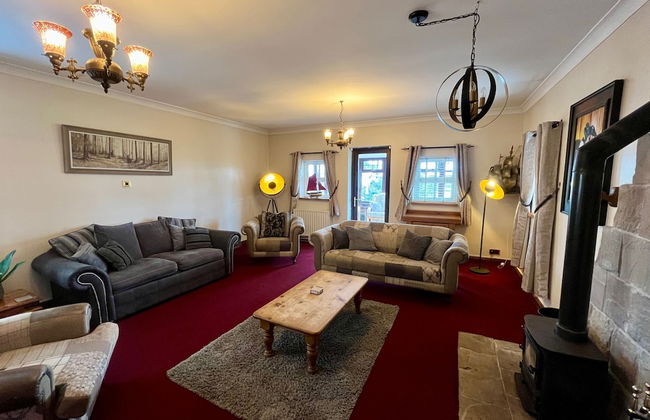 Quaint 4 Bed Barn Conversion Barnhouse Starshinezz - Foto 10