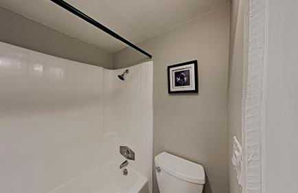 Slopeside & Spacious Home WITH Parking - Foto 24