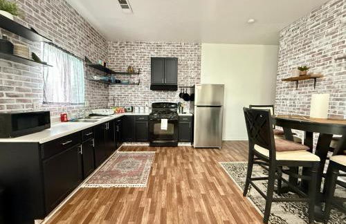 GUEST RANCH HOUSE w POOL access near NATL PARKS - Foto 7