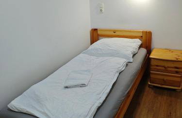 Spacious Worker Apartments with Rooftop Terrace - Up to 21 Guests - Foto 35