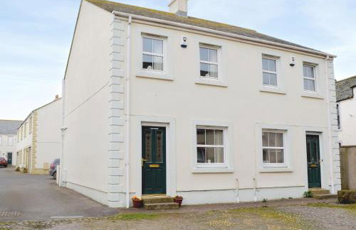 The Costins - Foto 12