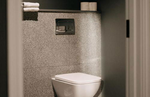 Converted Bar & Chinese Takeaway - Foto 12