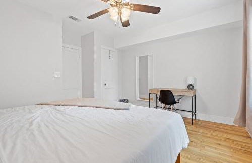 Bright Renovated ATX Home with Yard and Cowboy Pool - Foto 18