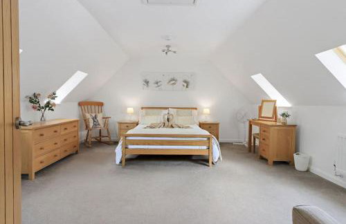 Stunning cottage with hot tub - Photo 7