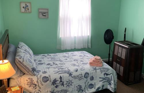 Break Side Studio #5 apts - Photo 14