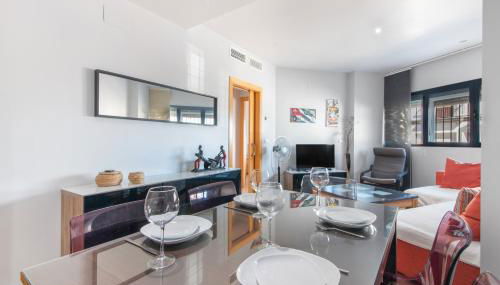 Apartamento con Piscina y Garaje - Foto 3