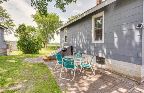 Lakefront Mound Getaway Near Snowmobiling Trails! - Foto 15