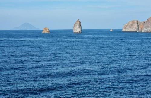 Isole Eolie, Vulcano - Favoloso bivani con piscina acqua di mare e vista sulle isole eolie - Foto 12