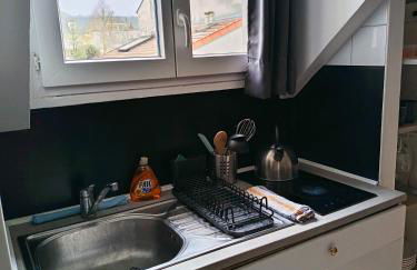 EXIGEHOME-Studio à 5 minutes du centre de Versailles-1er étage - Foto 12