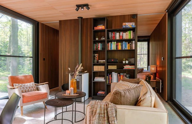 Cabin in the Woods With hot tub - Photo 7