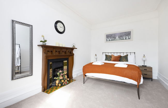 JOIVY Aurora House - 4 Bed With Hot Tub And Sea View - Foto 3