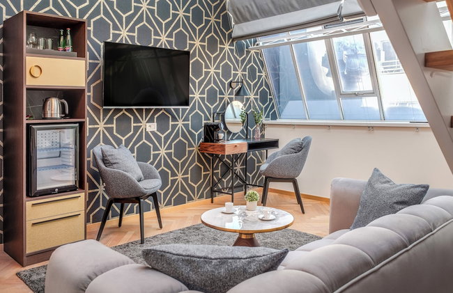 Mottl House by Adrez - Photo 36