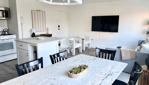 Crystal City Boutique Flats 2BR - Free Parking 2878 - Foto 3