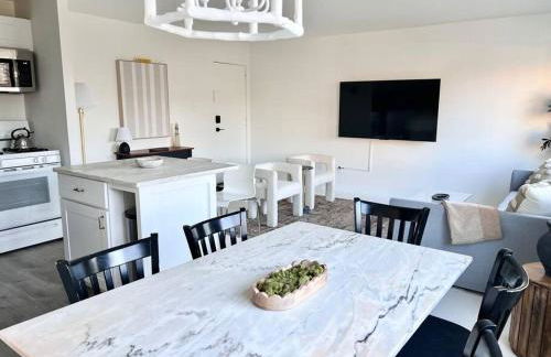 Crystal City Boutique Flats 2BR - Free Parking 2878 - Foto 3