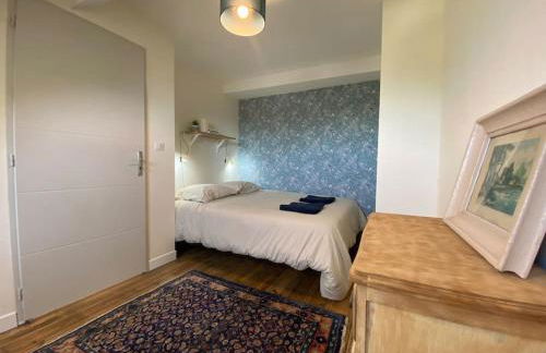 Maison de Charme - 4 Chambres - Courette & Parking Gratuit - Foto 47