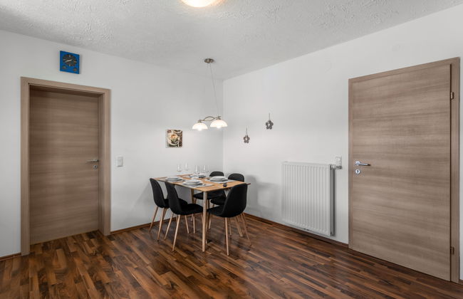 2 bedroom Apartment in Goldegg with garden - Photo 8