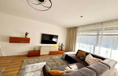 Olive Apartment mit Balkonen & Elektrogrill, 24h Self-Check-in, Free Parking, Netflix & WiFi, TOP Lage, Nähe KEM Kliniken - Foto 4