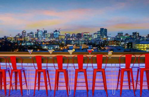 New NashVegas Downtown Rooftop City Views 13Beds - Foto 12